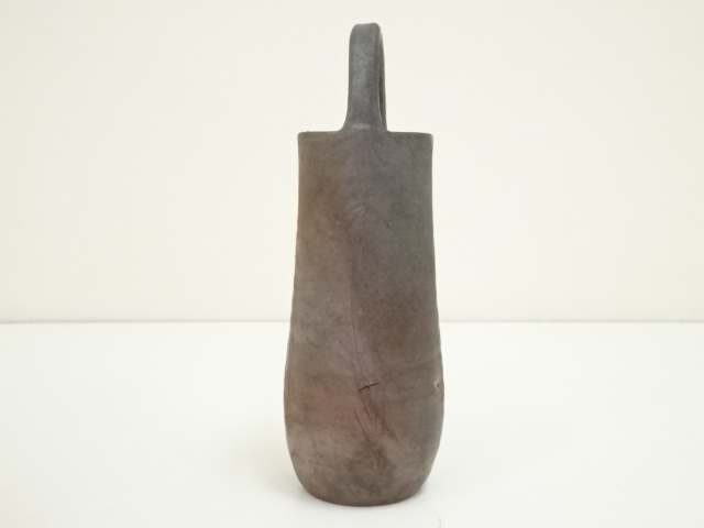  備前焼　圭秀窯　佐藤圭秀造　手付花入（共箱）